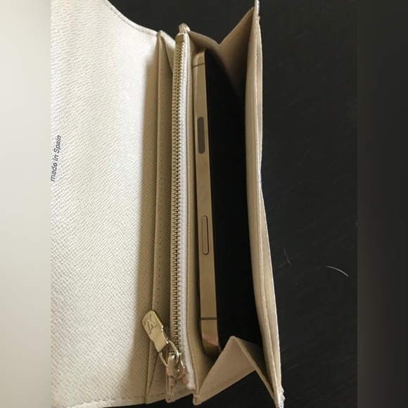 Authentic Louis Vuitton Wallet - Picture 4 of 4